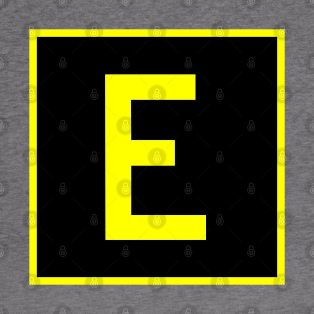 E - Echo - FAA taxiway sign, phonetic alphabet by Vidision Avgeek